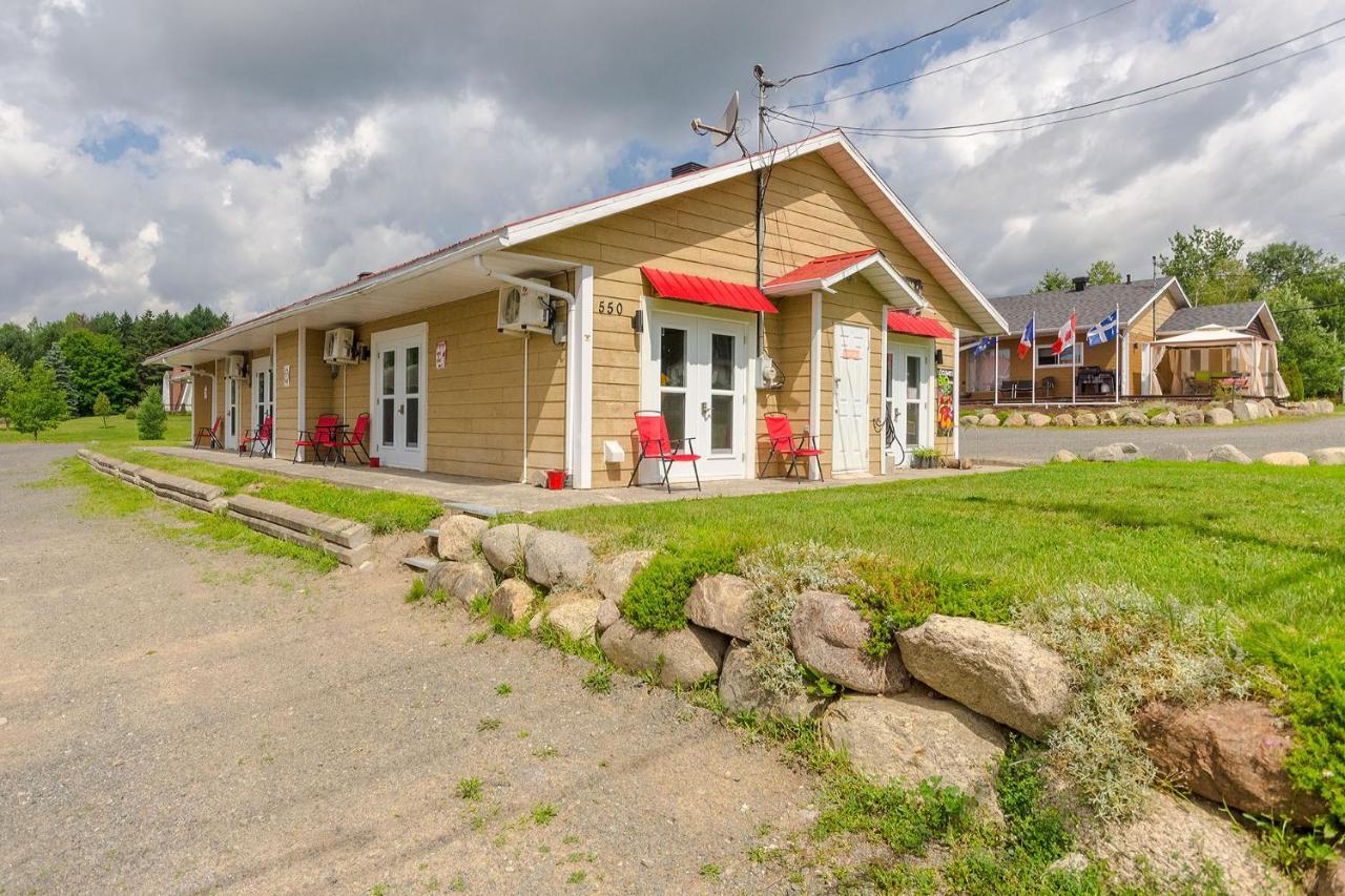 Le Saint Alex Motel Eksteriør billede