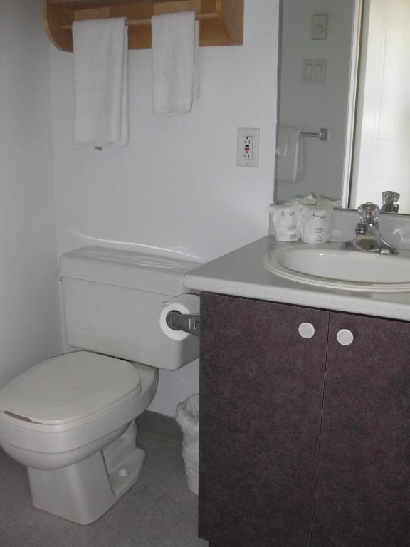 Le Saint Alex Motel Værelse billede