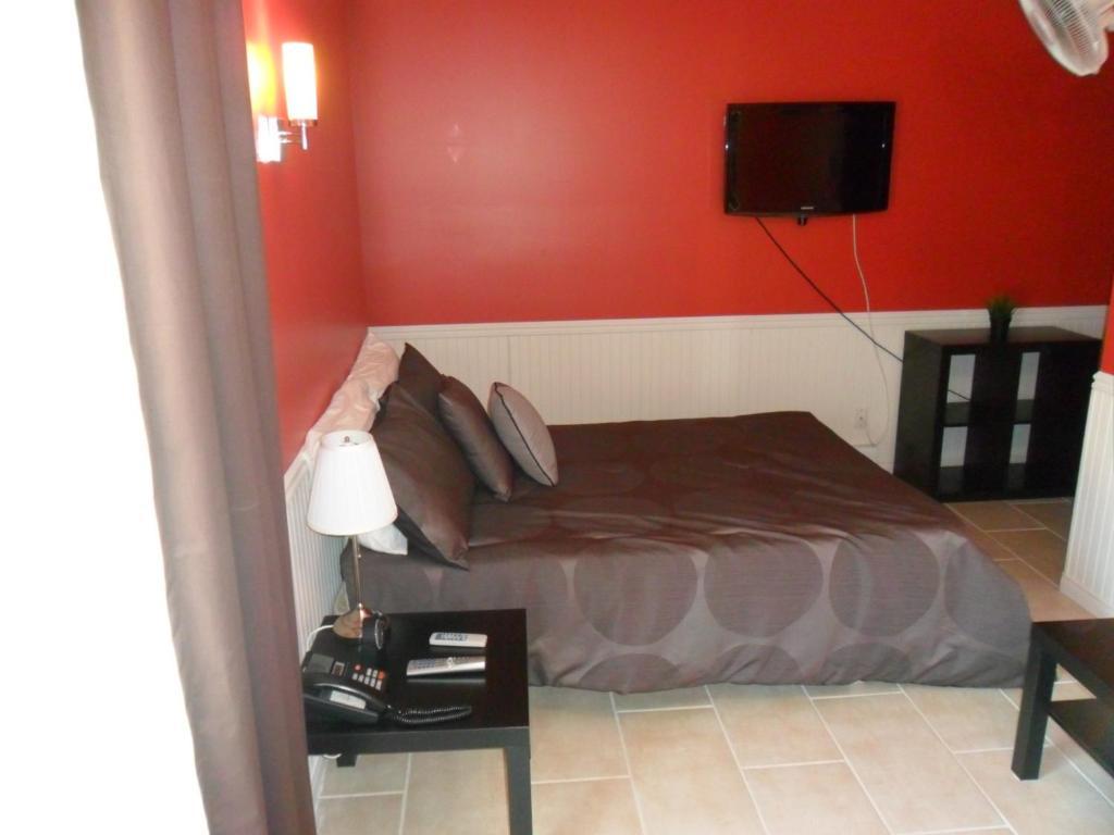 Le Saint Alex Motel Eksteriør billede