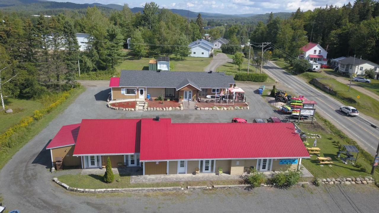 Le Saint Alex Motel Eksteriør billede